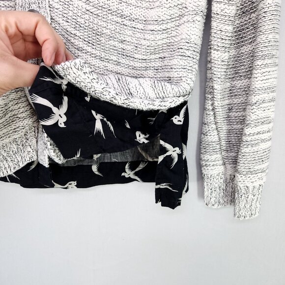 Anthropologie Field Flower Cardigan Sweater Size Large Button UP Double Hem Gray - Picture 11 of 13